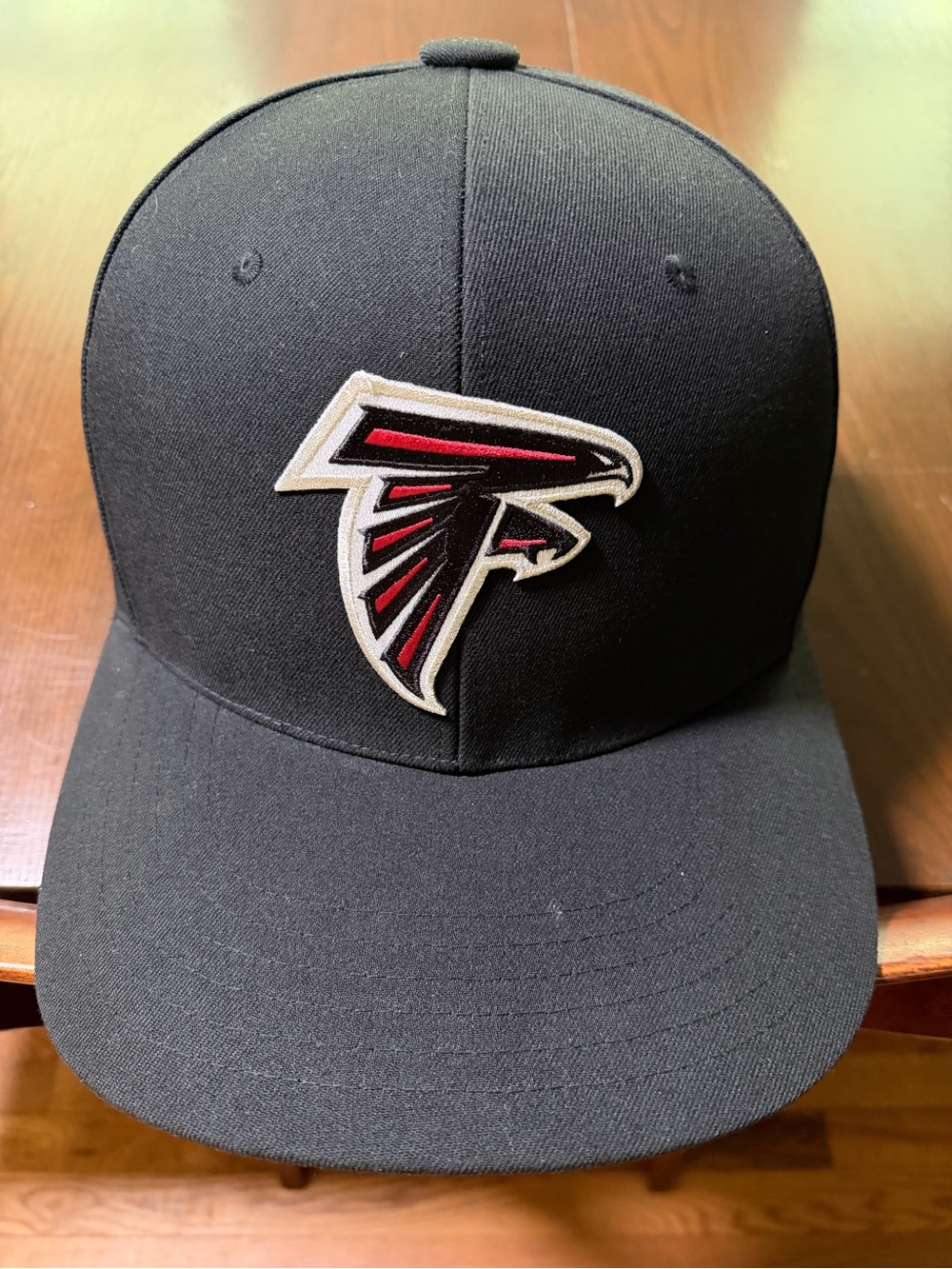 Black NogginBoss oversized Atlanta Falcons Hat - Official Team Logo